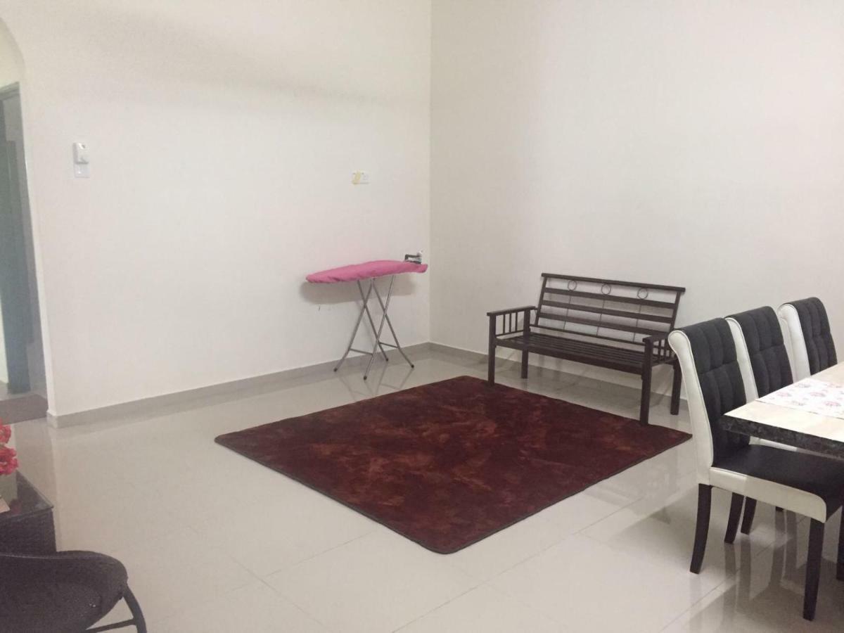 Patin Guest House @Desa Telok Ira, Temerloh Pahang Kampong Paya Kerinau Extérieur photo