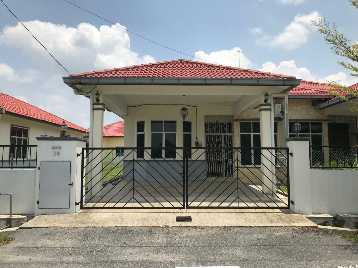 Patin Guest House @Desa Telok Ira, Temerloh Pahang Kampong Paya Kerinau Extérieur photo