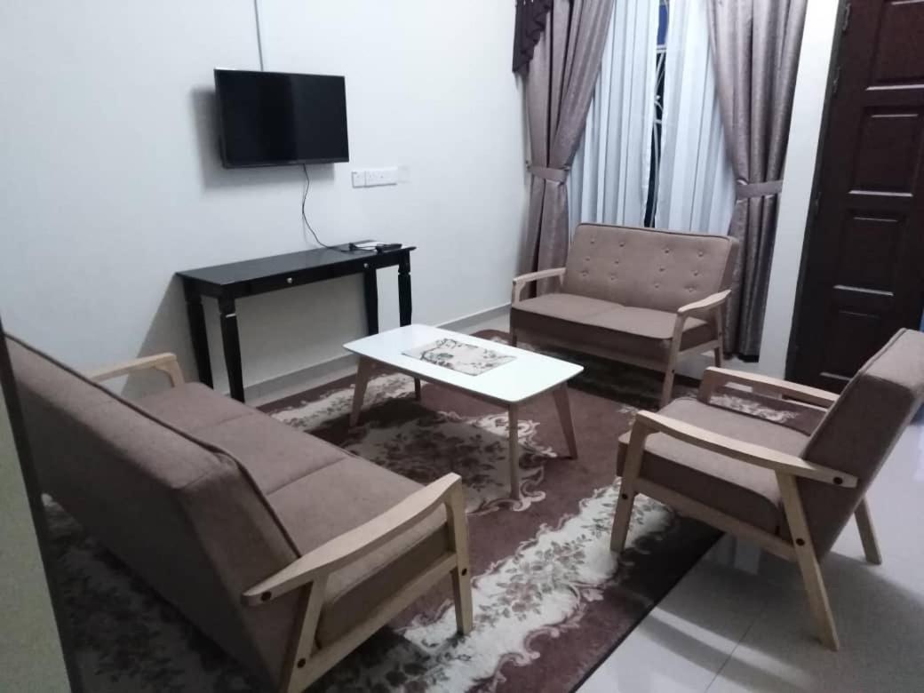 Patin Guest House @Desa Telok Ira, Temerloh Pahang Kampong Paya Kerinau Extérieur photo